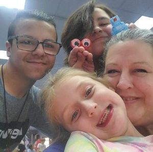 Meet your Posher, Tami